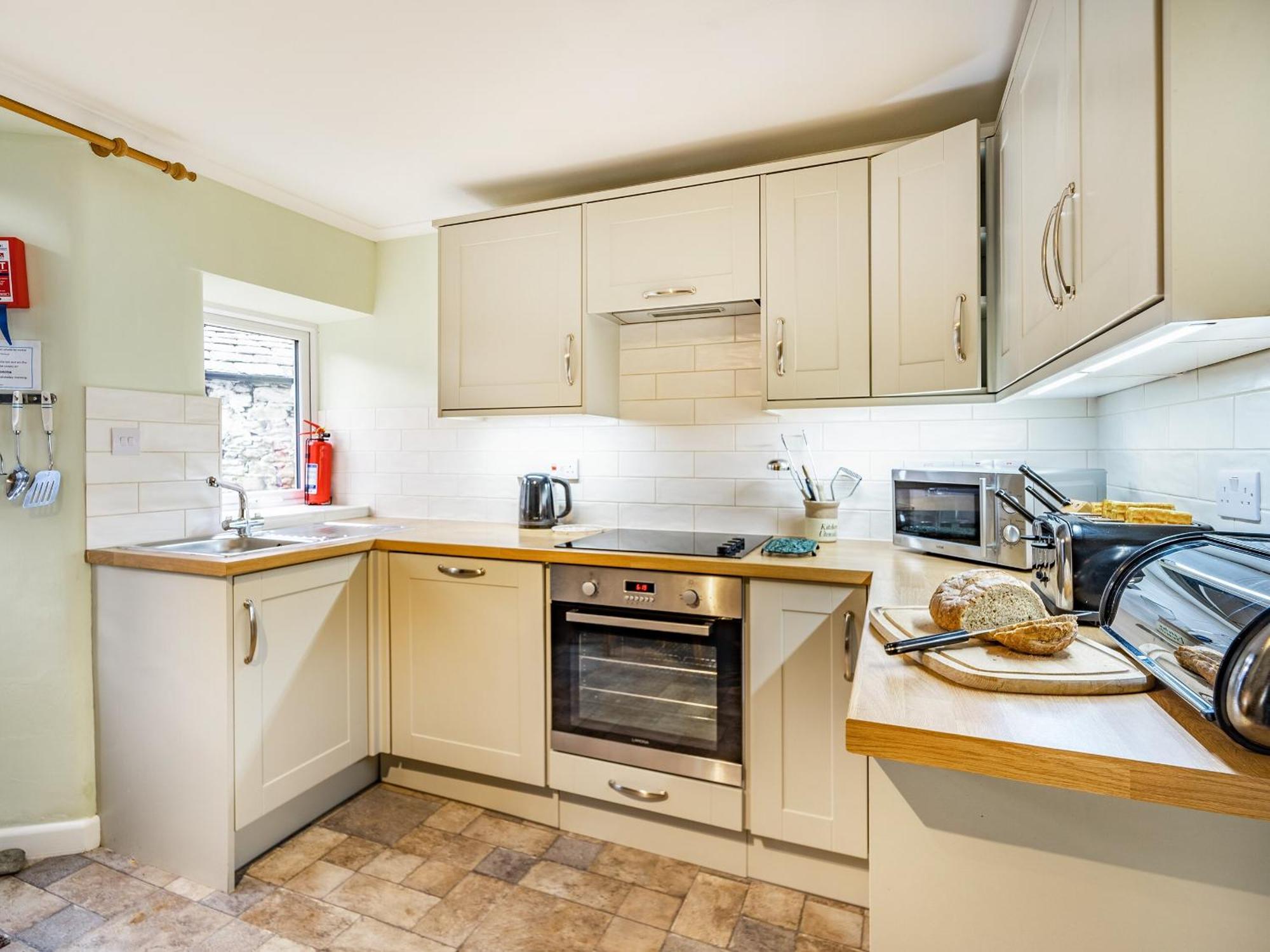 2 Fairview Terrace Ambleside Villa Bagian luar foto